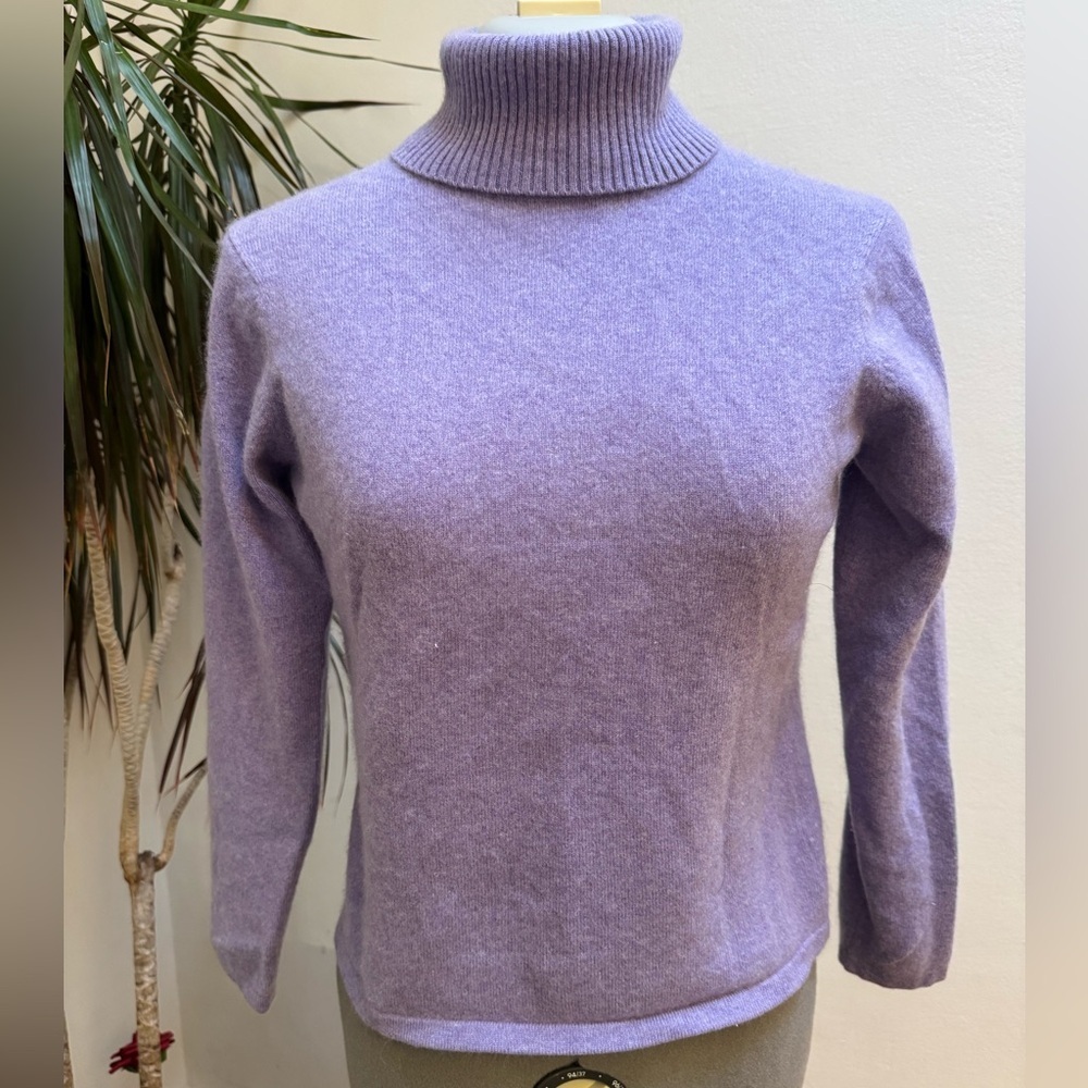 Talbots Petites 100% Cashmere Lavender Lilac Turtleneck Sweater
